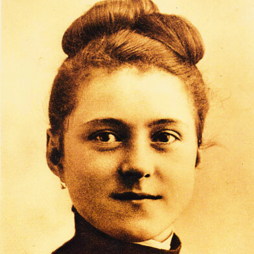 un bel primo piano di santa Teresa di Lisieux